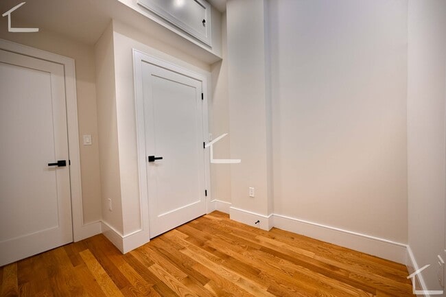 Foto del edificio - 16 Winchester St