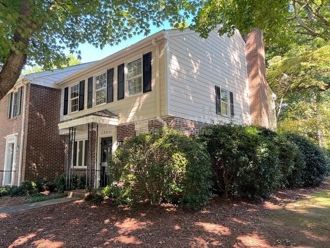 Foto del edificio - 2884 Wycliff Rd