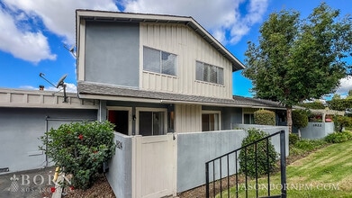 Building Photo - 1824 E Avenida De Las Flores