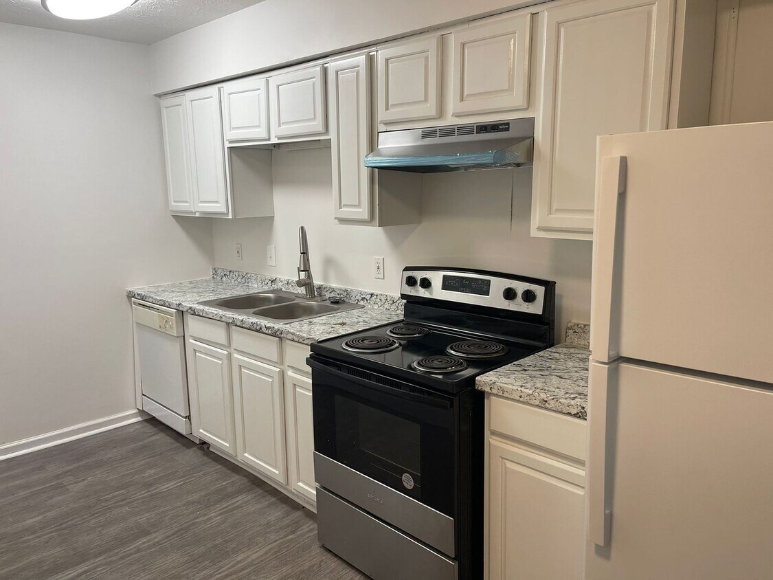 Foto principal - Modern 2-Bed, 1-Bath Oasis with Central Ai...