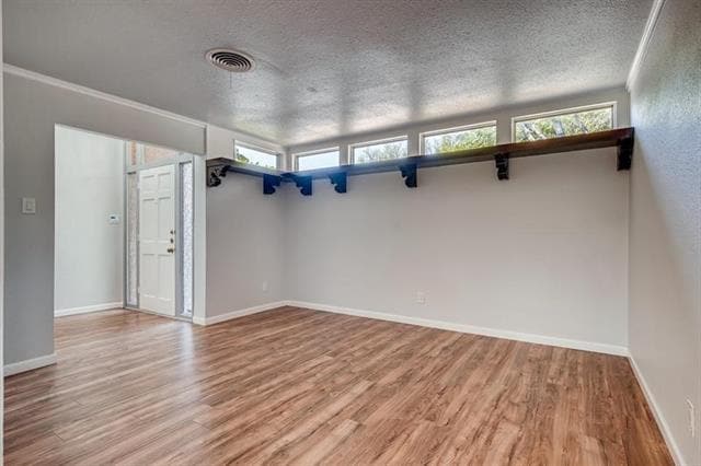 Foto del edificio - 5113 Rector Ave