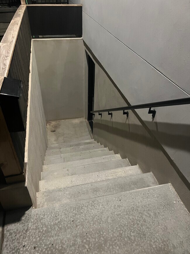 Foto del edificio - 233 E Center St