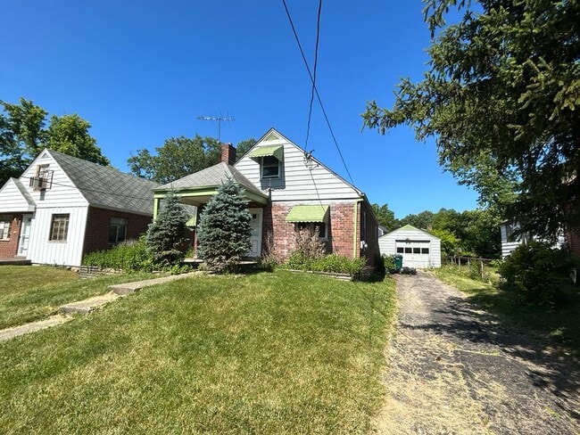 Building Photo - 7905 Cherrywood Ct