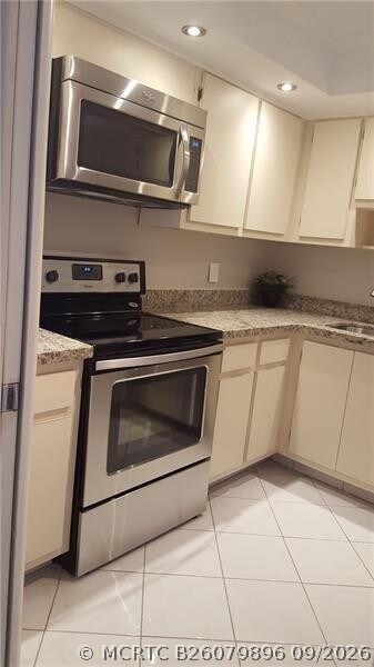 Foto del edificio - 3970 Oaks Clubhouse Dr