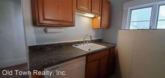 Building Photo - 6 br, 2 bath House - 841 E. University