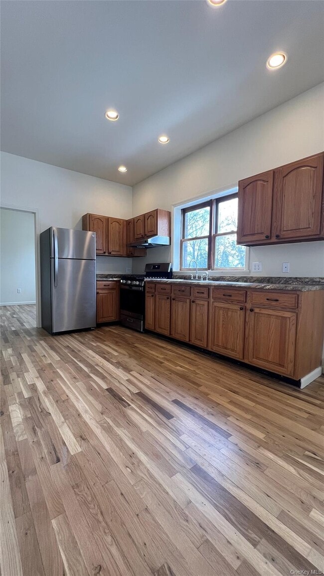 Building Photo - 74 North St