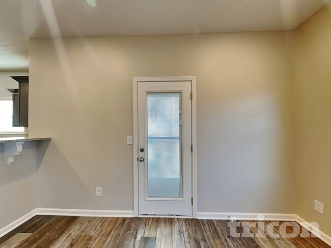 Building Photo - 143 Edgefield Ct