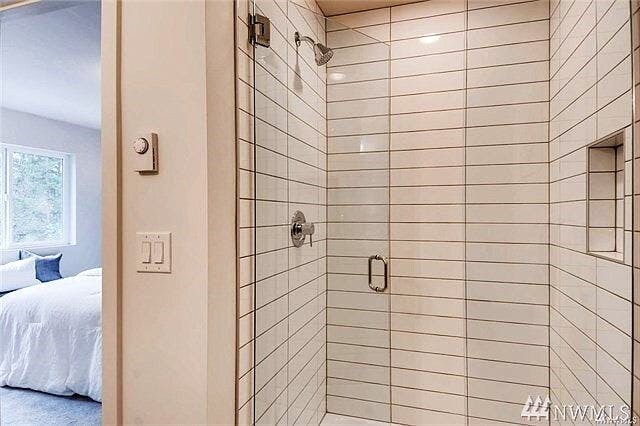 Building Photo - 2324 N 185th St