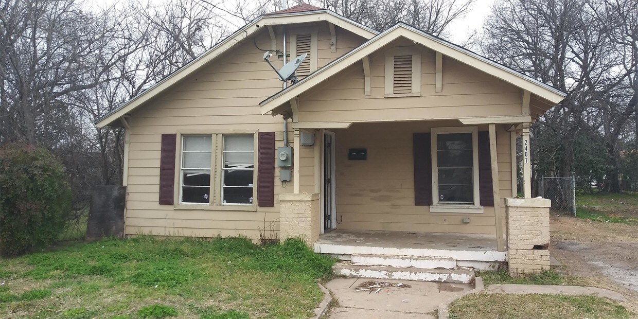 Building Photo - 2407 Dathe St