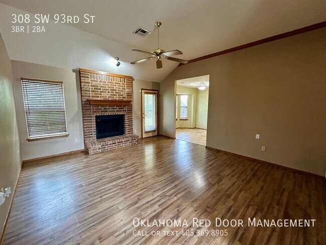 Foto del edificio - 308 SW 93rd St