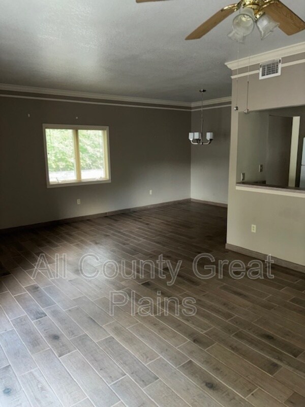 Foto del edificio - 5206 Foster Ave