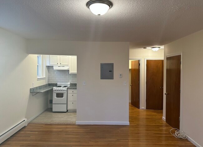 Building Photo - 2018 Commonwealth Avenue