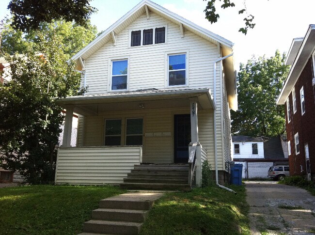 Foto del edificio - 1407 West Ottawa Street