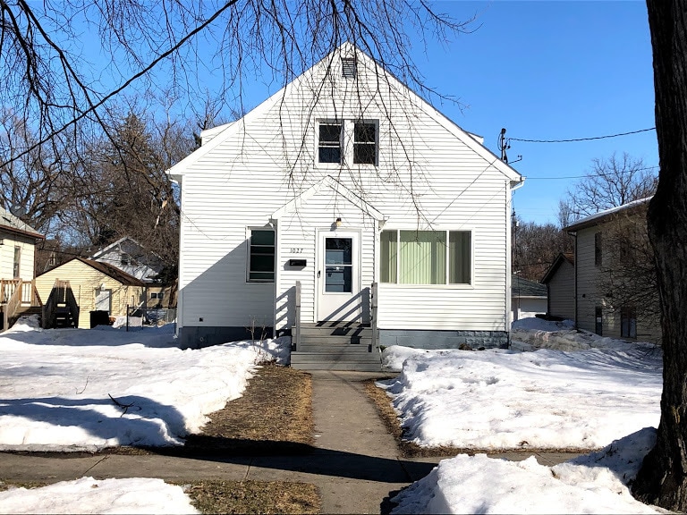 1027 College St N, Fargo, ND 58102 House Rental in Fargo, ND