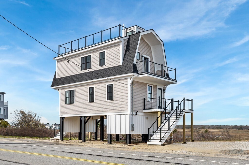 529 No End, Salisbury, MA 01952 House Rental in Salisbury, MA