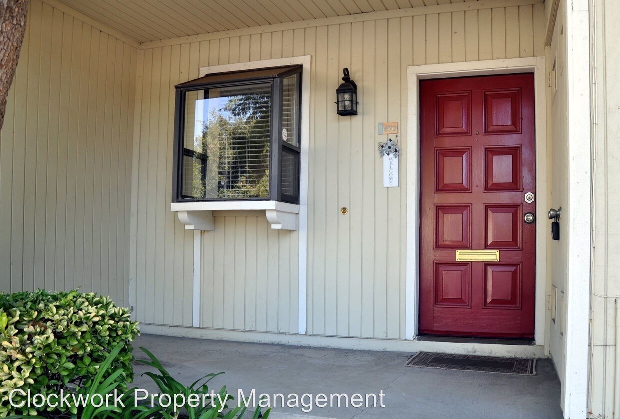 Primary Photo - 2 br, 2 bath House - 670 Sycamore Ave