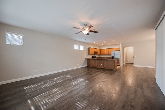 Foto del edificio - 3314 E Sheffield Rd