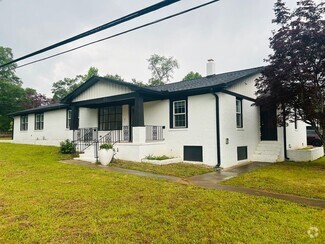 Building Photo - 914 Staunton Bridge Rd