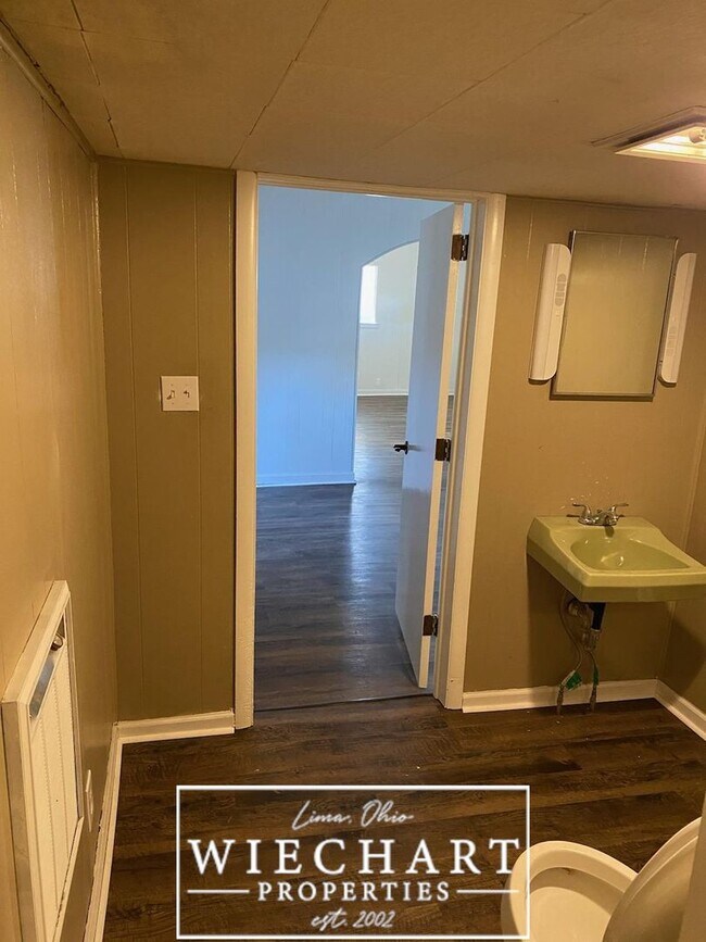 Foto del edificio - Newly Remodeled 4-Bedroom Home for Rent in...