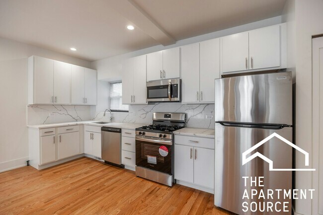 Foto del edificio - 654 W Gordon Terrace