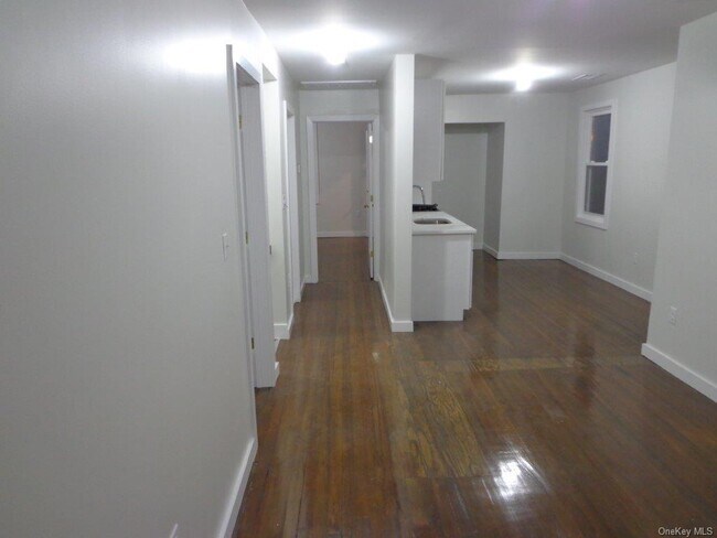 Foto del edificio - 1 Pleasant Ave