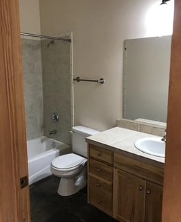 Foto del edificio - 374 Cole Ave