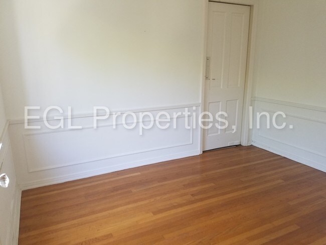 Building Photo - 9756 Charleville Blvd