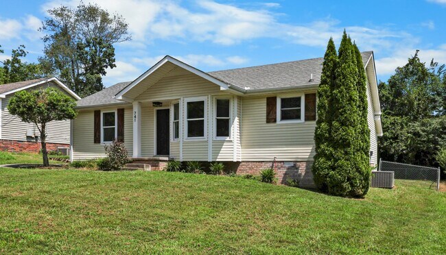 Foto del edificio - 741 Princeton Cir