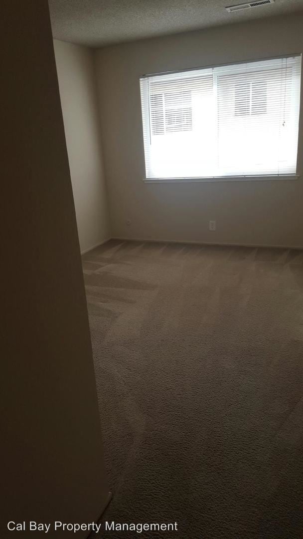 Building Photo - 659 Kirkland Dr