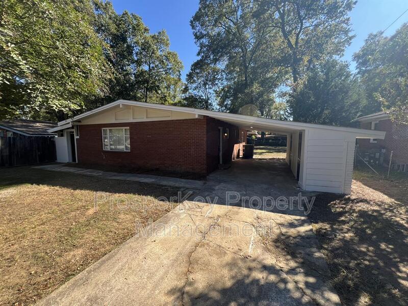 Foto principal - 2726 Walker St