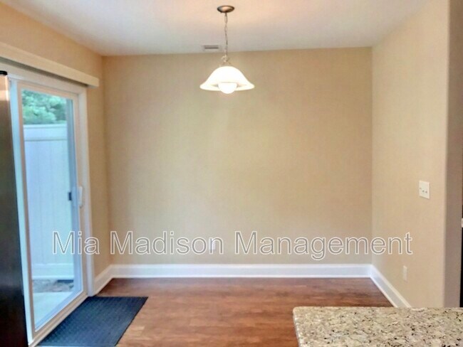 Foto del edificio - 11330 White Bluff Rd
