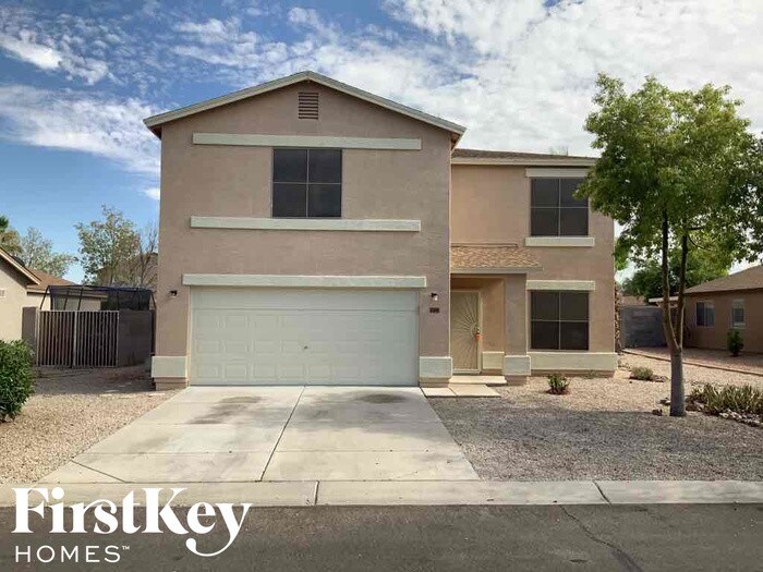 Foto principal - 1205 E Desert Moon Trail