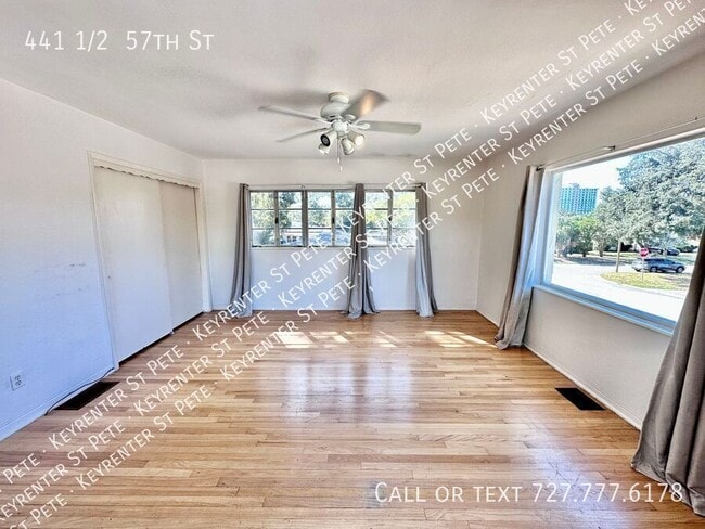 Foto del edificio - 441 1/2  57th St-