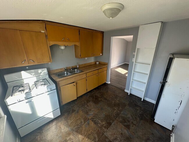 Foto del edificio - 6183 N 38th St