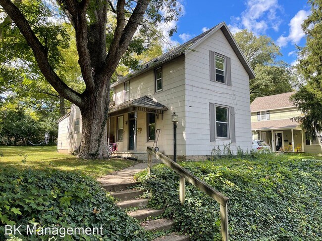 Building Photo - 4 br, 2 bath House - 617 Rose Street