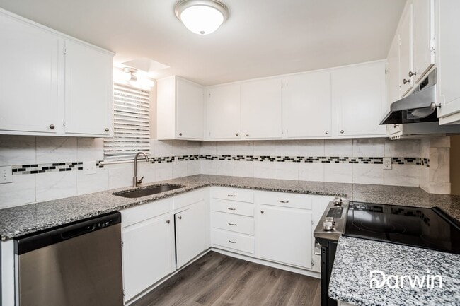 Building Photo - 2312 Brook Canyon Drive, Charlotte, NC 28212