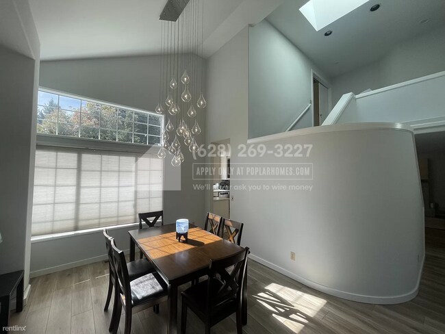 Foto del edificio - 4 br, 2.5 bath House - 625 S 32nd Pl -