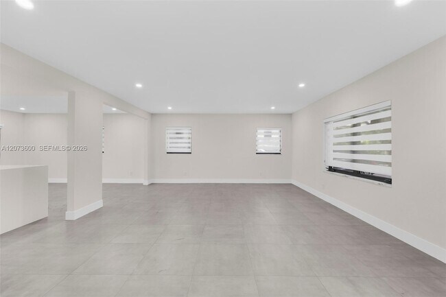 Building Photo - 345 Sarto Ave