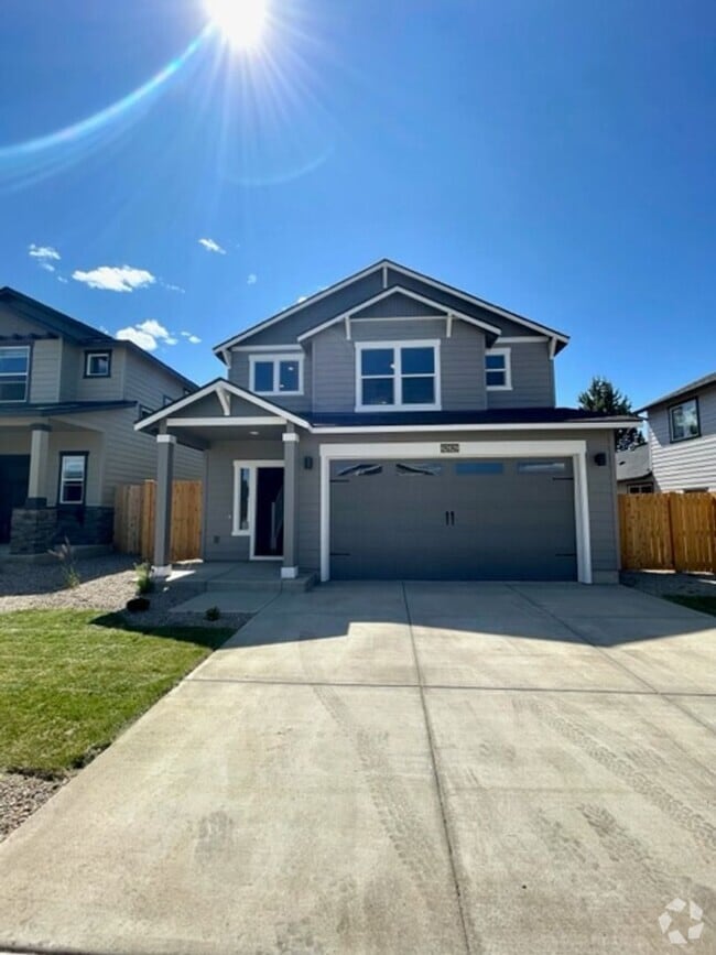 Building Photo - 62829 NE Cranbrook Pl