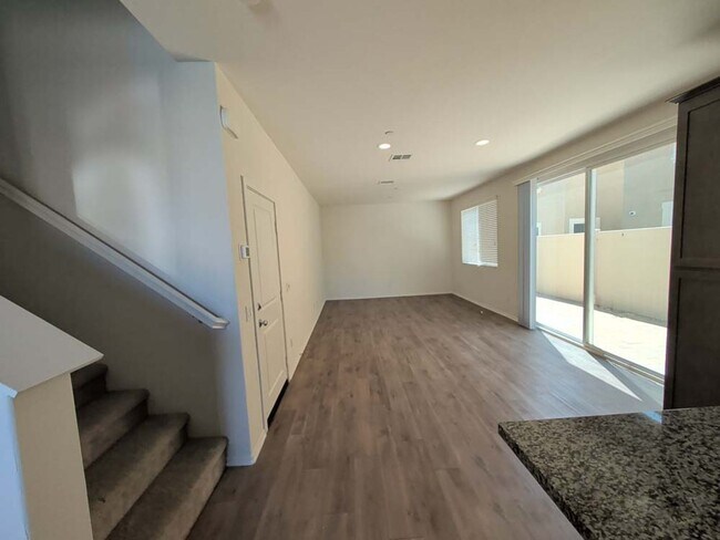 Foto del edificio - Exceptional 4-Bedroom Home in the Highly Sought-After Harvest at Limoneira