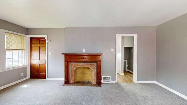 Building Photo - 3604 W.130th