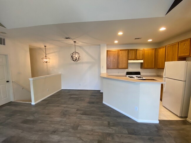 dining room & kitchen - 1382 Carlyle Park Cir