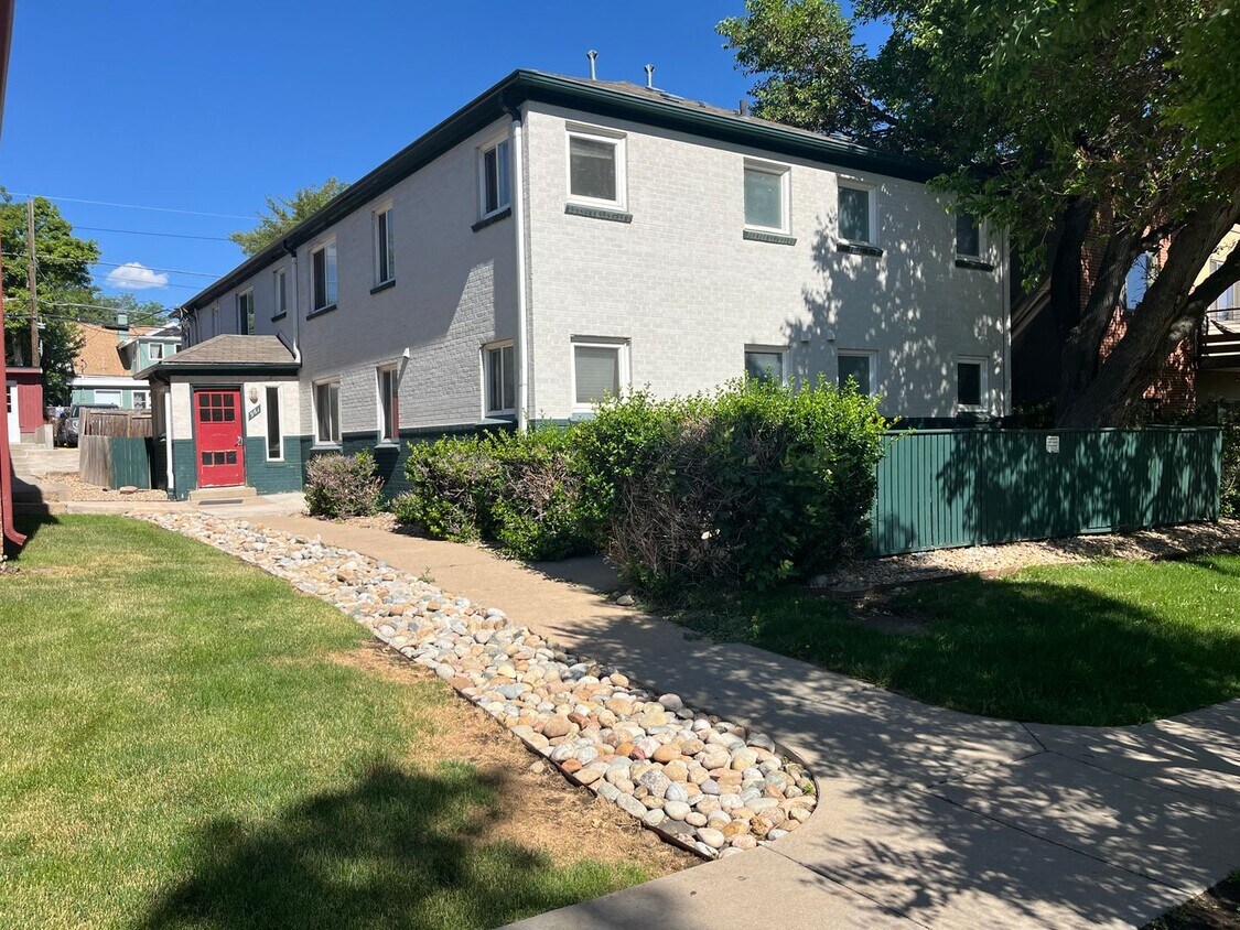 Primary Photo - Prime Location Rental Available 8/7!