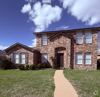 Building Photo - 1422 Stewart Dr