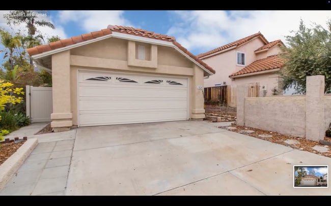 Building Photo - Beautiful Oceanside Home with Vaulted Ceil...