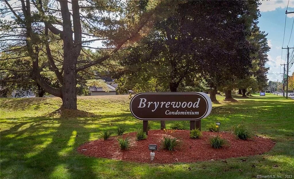 612 Twin Circle Dr Unit 612, South Windsor, CT 06074 Condo for Rent