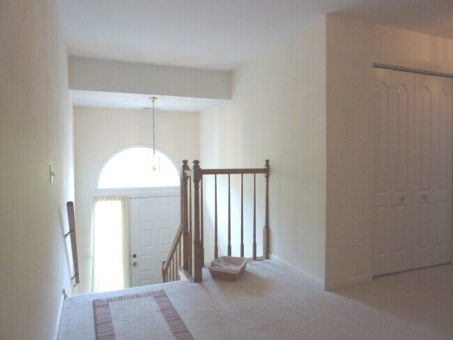 Foto del edificio - 265 Willow Pkwy