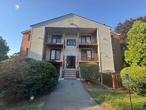 Building Photo - 189 Littleton Rd