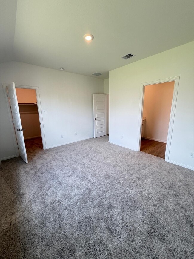 Building Photo - 25248 Leather Leaf Ct