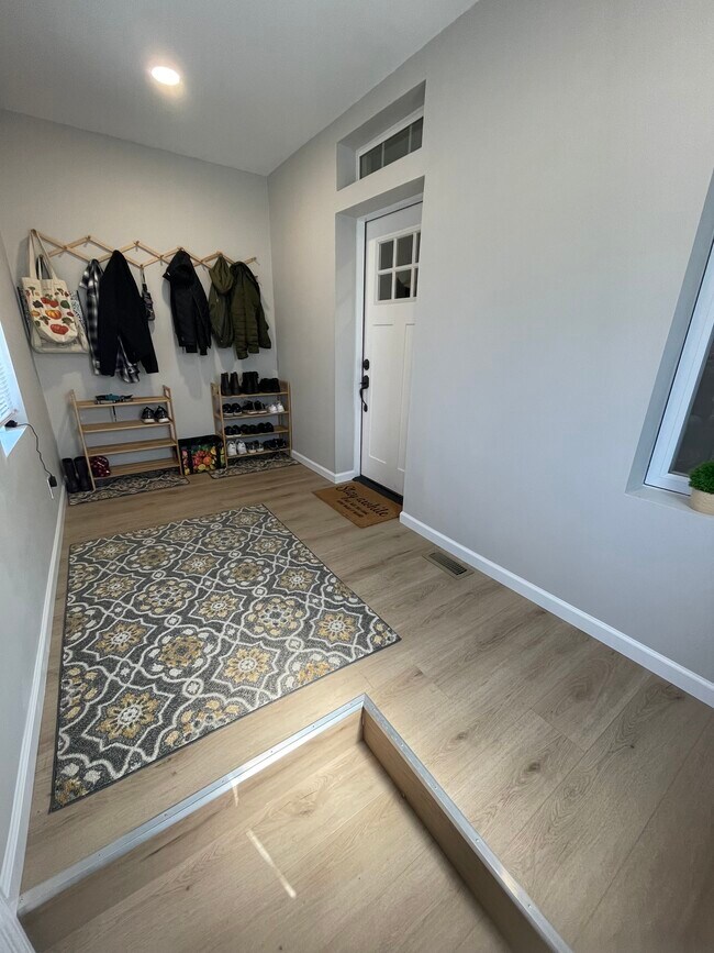 Mudroom - 5442 Trinity St Townhome